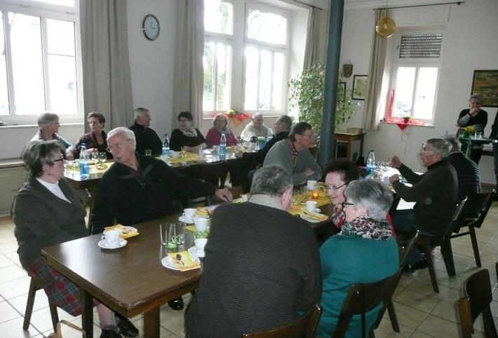 Mundart und Kreppel beim Seniorennachmittag